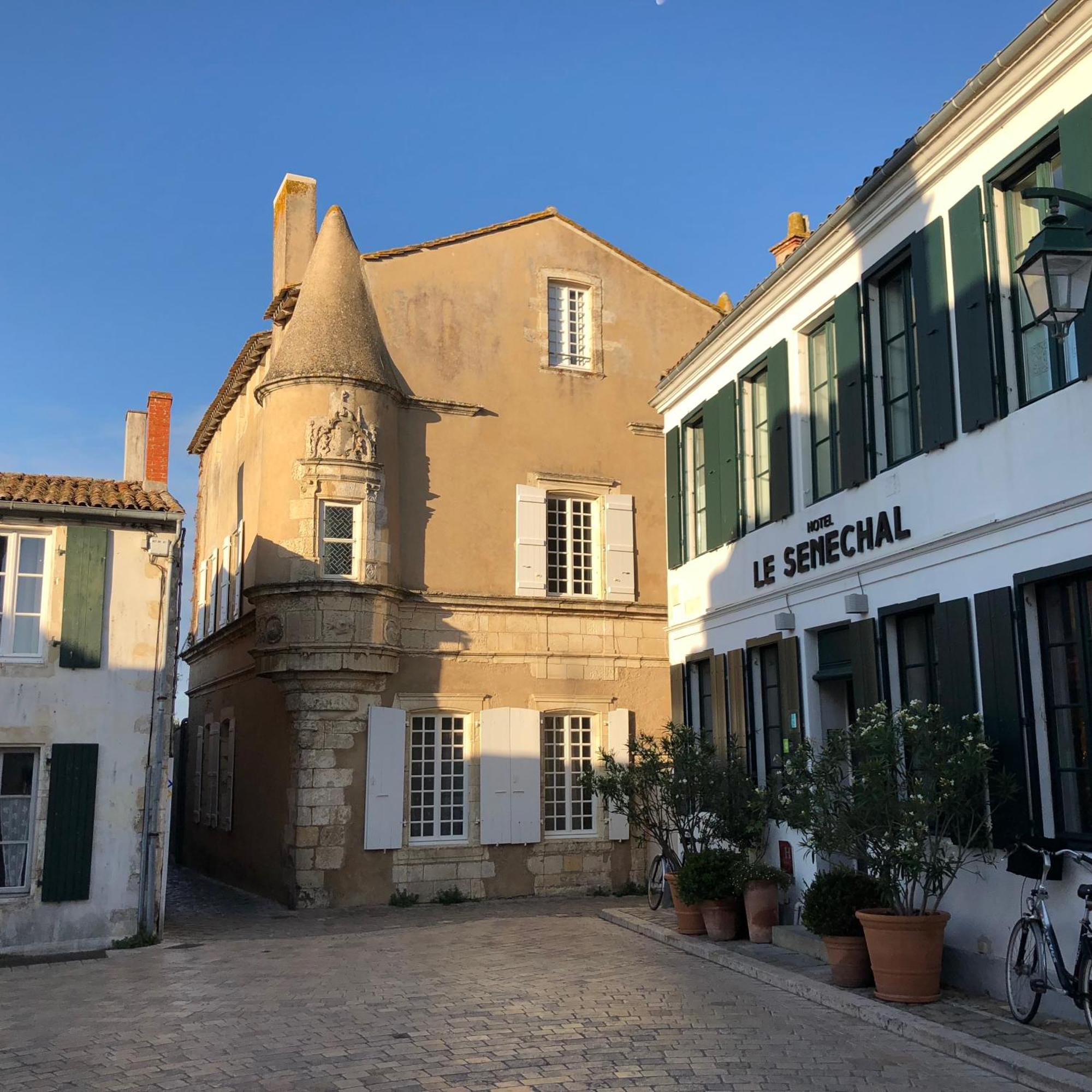 Hôtel Le Sénéchal Ars-en-Ré Extérieur photo