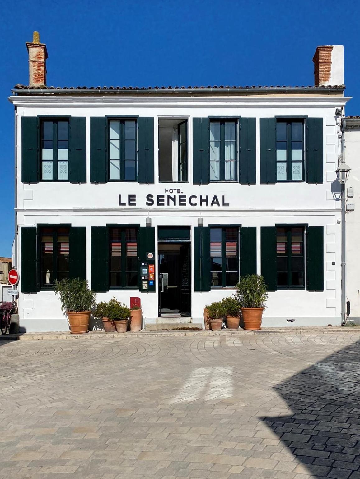 Hôtel Le Sénéchal Ars-en-Ré Extérieur photo